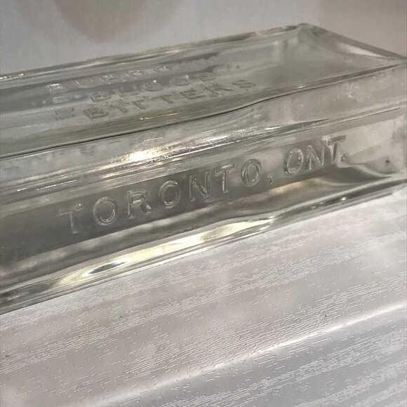 Vtg Burdock Blood Bitters Glass Bottle By T. Milburn Co. Ltd. Toronto Ont. 8.5" - Picture 4 of 11